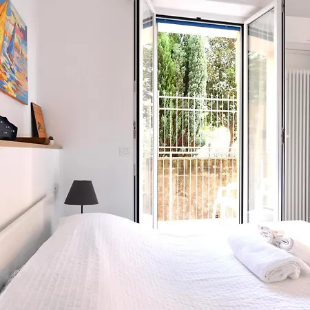 La Finestra Blu Varazze